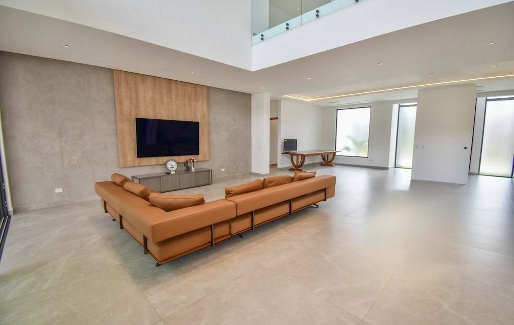 3e0f6a93-3cd5-4f42-ba94-cf9d4e3503f8