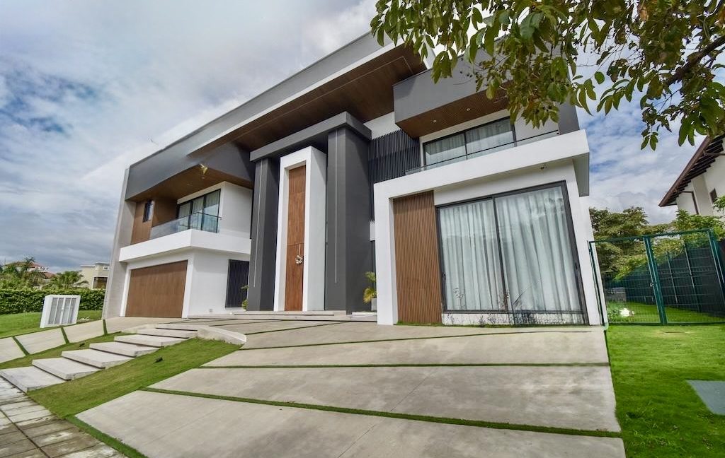 8cd78c85-5a46-4089-b52a-eff962cd16d2