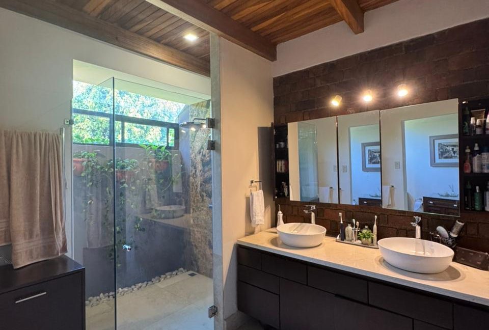 WhatsApp Image 2026-04-29 at 06.36.09